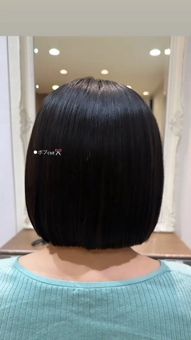 ミディアム ボブ カット 田畑 あやののヘアスタイル