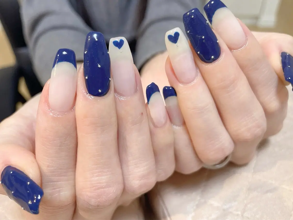 ネイル manis .のネイルデザイン