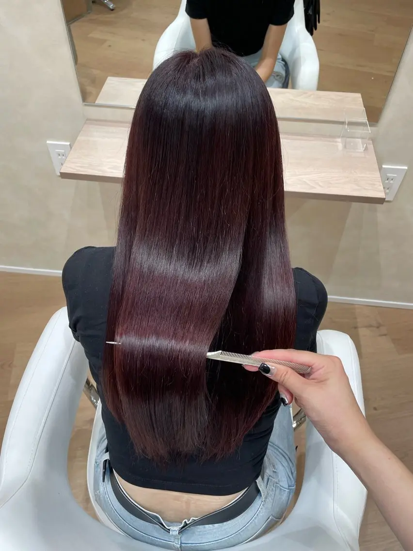 ロング カット ヘアカラー 石垣 凜のヘアスタイル