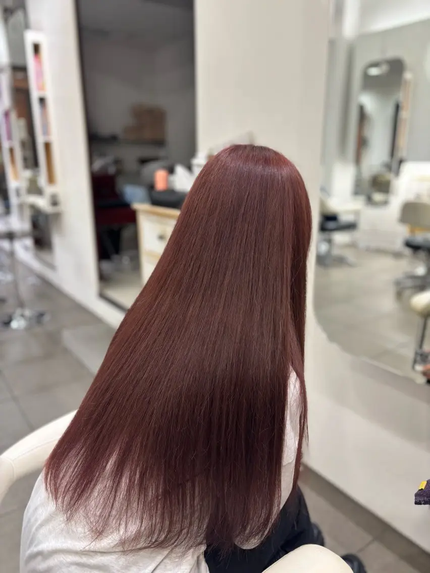 ロング カラー ヘアカラー 𝗬𝗨𝗔 🐈‍⬛のヘアスタイル
