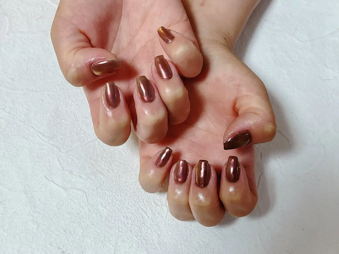 ネイル オーロラネイル フットネイル フレンチネイル ジェルネイル マグネットネイル ハンドネイル mogunail &blowのネイルデザイン