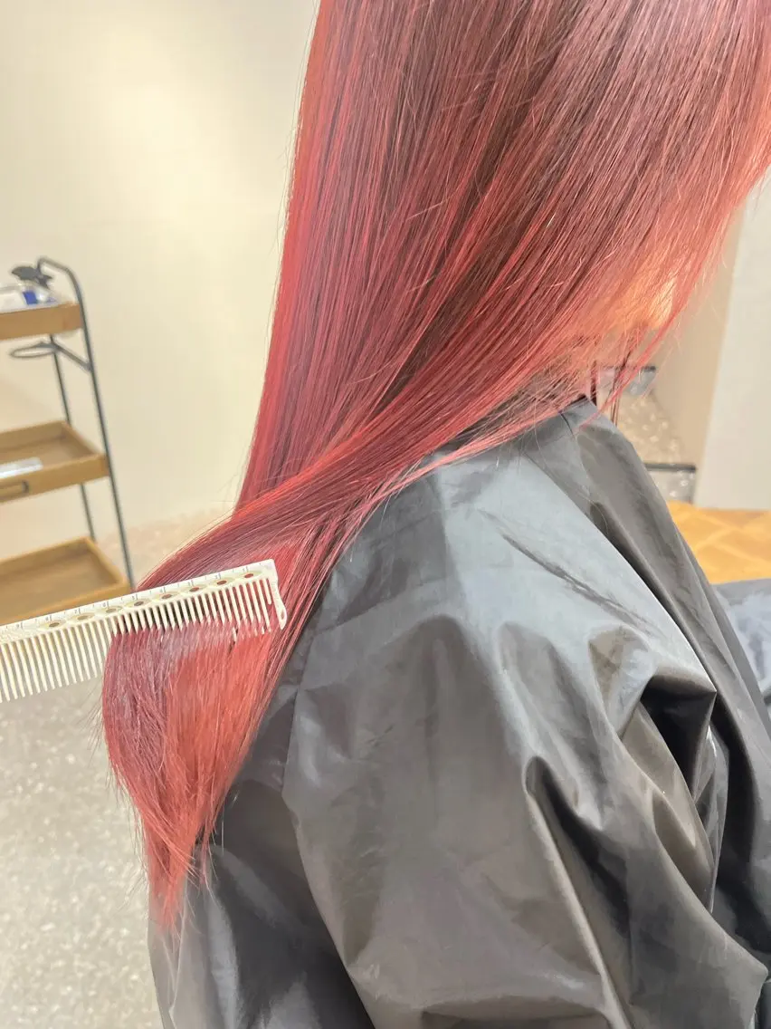 ブリーチなしのWカラーダメージ軽減🌸でできるしっかり暖色カラー🫧🍒の写真