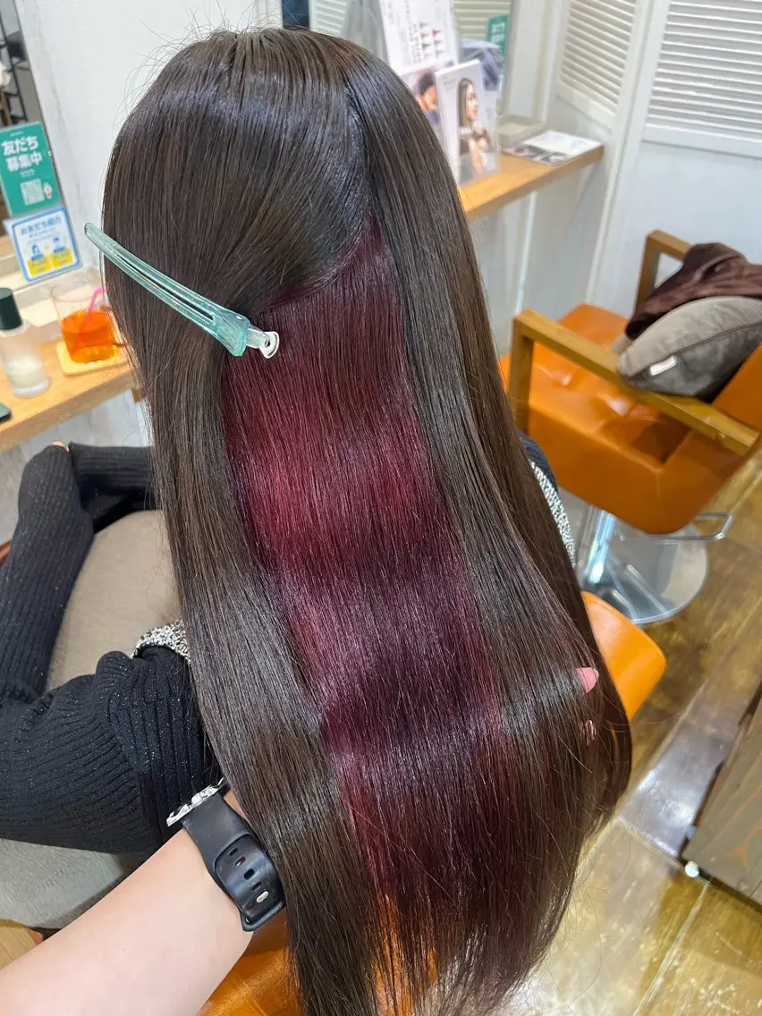 🦄Niftyカット+インナーカラーの写真