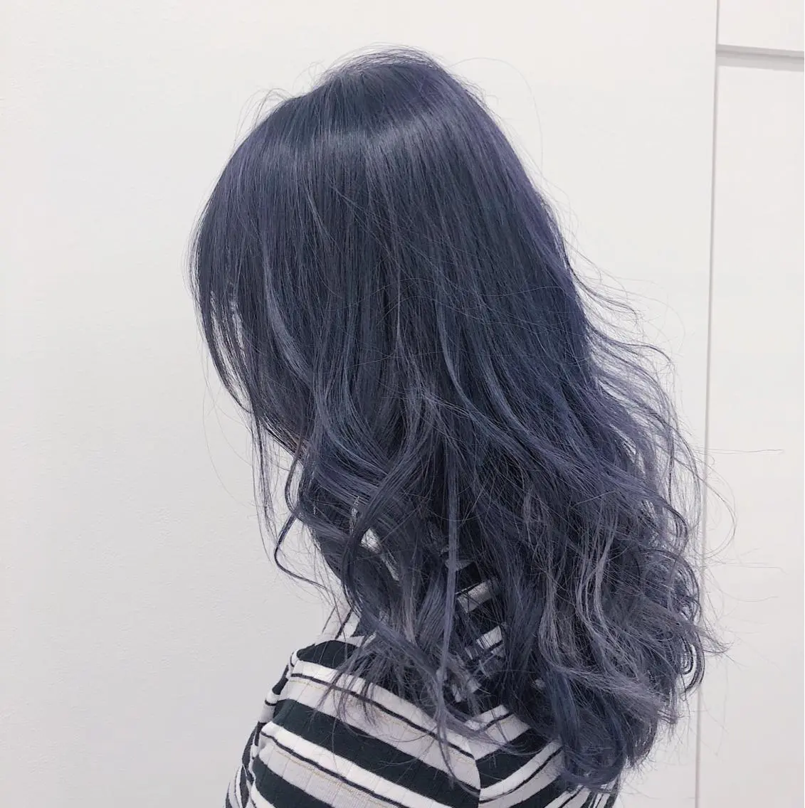 ミディアム カラー ブルーカラー 柔らかbeige モトキのヘアスタイル