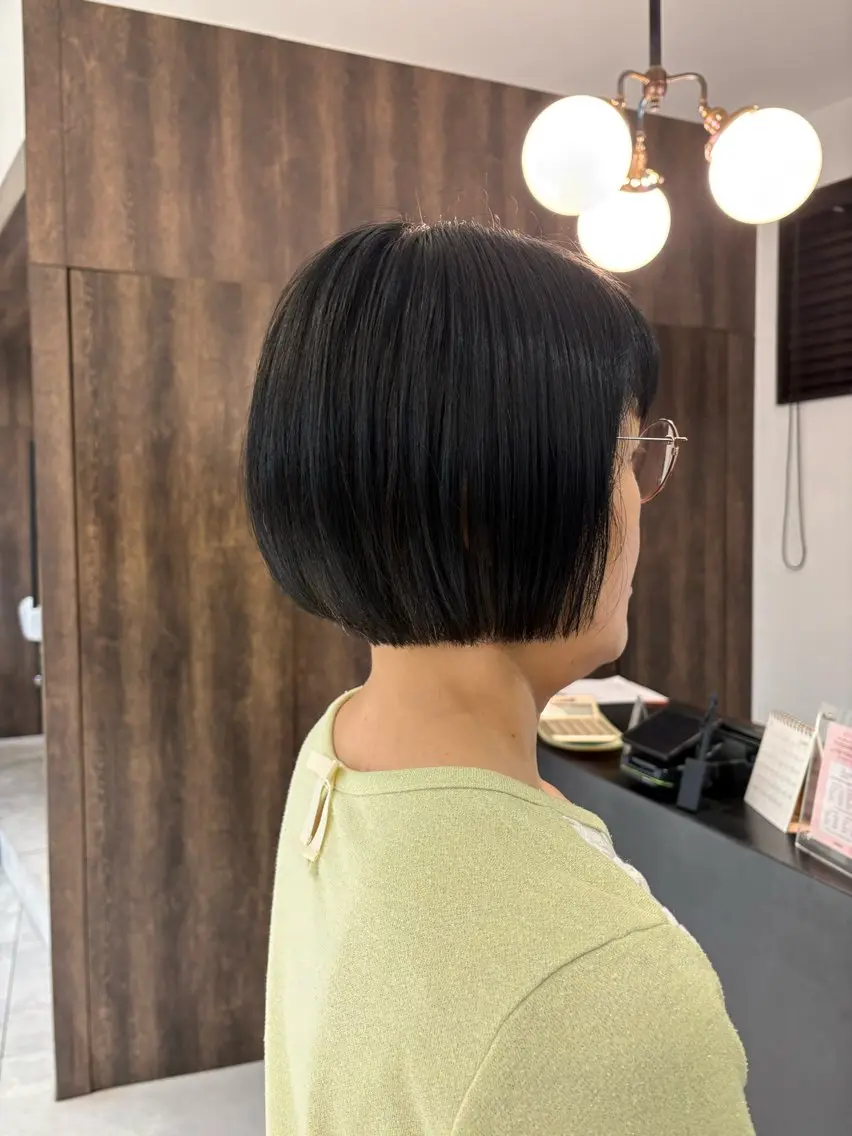 ショート 西野 優夏のヘアスタイル