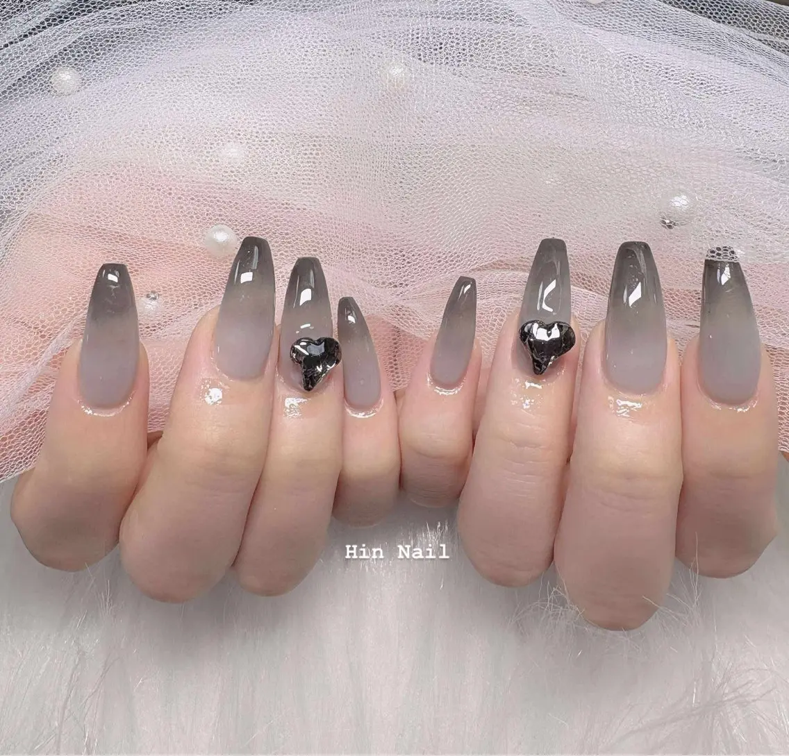 ネイル ハンドネイル HIN NAILのネイルデザイン
