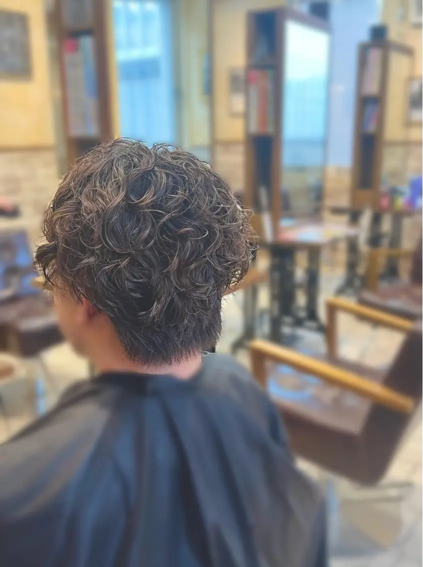 ［メンズ限定］デザインパーマ+カット+2stepトリートメント17400→10000の写真