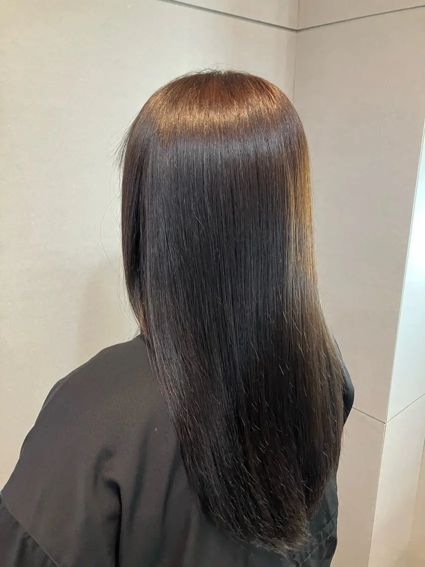 カラー アッシュ アッシュグレー アッシュグレージュ 透明感カラー グレージュ ヘアカラー miu 💫のヘアスタイル