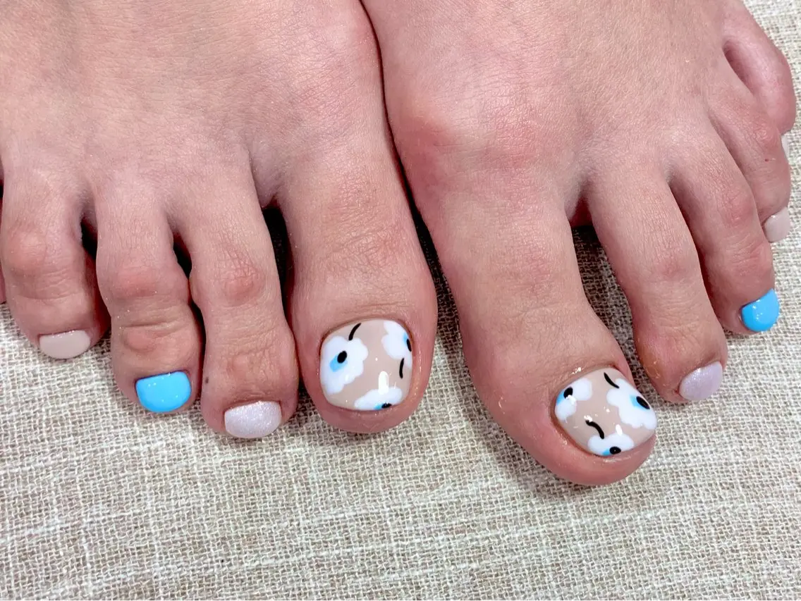 【フットネイル👣✨】デザインやり放題120分　10,000→8,000［フィルインorオフ代込み］の写真