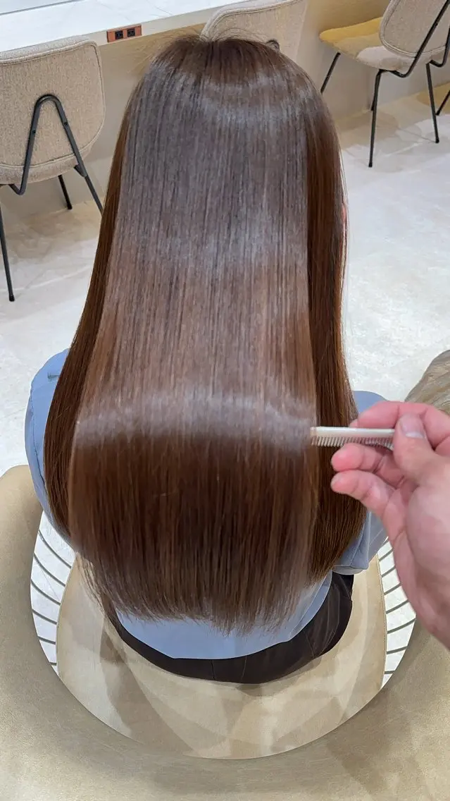 ロング カラー カット ヘアカラー トリートメント 美髪縮毛矯正✨🫧 レイヤー川村利幸のヘアスタイル