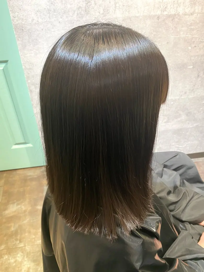 ミディアム カラー 縮毛矯正 カット ヘアカラー 縮毛矯正 トリートメント 𝑺𝒂𝒌𝒊 🩶マンツーマン施術のヘアスタイル