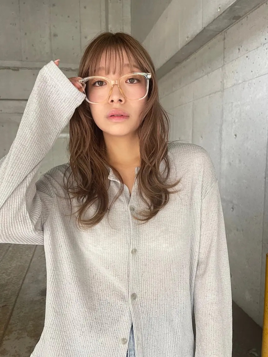 セミロング 顔周りカット レイヤーカット カット 三浦 ふたばのヘアスタイル