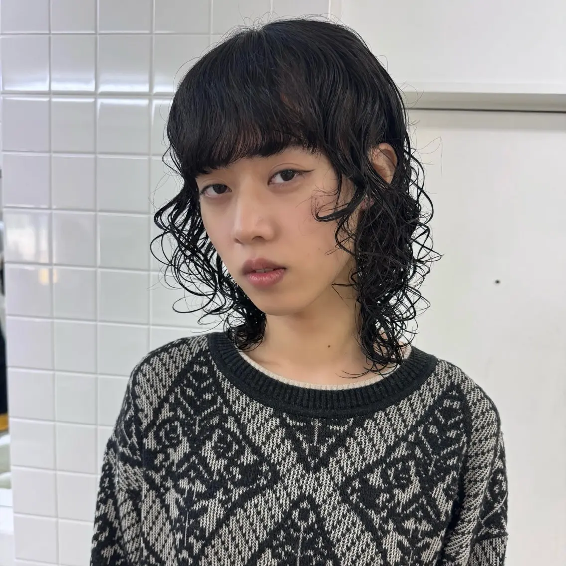ミディアム カラー パーマ こはる／ハードパーマ /癖毛風パーマ🧃のヘアスタイル