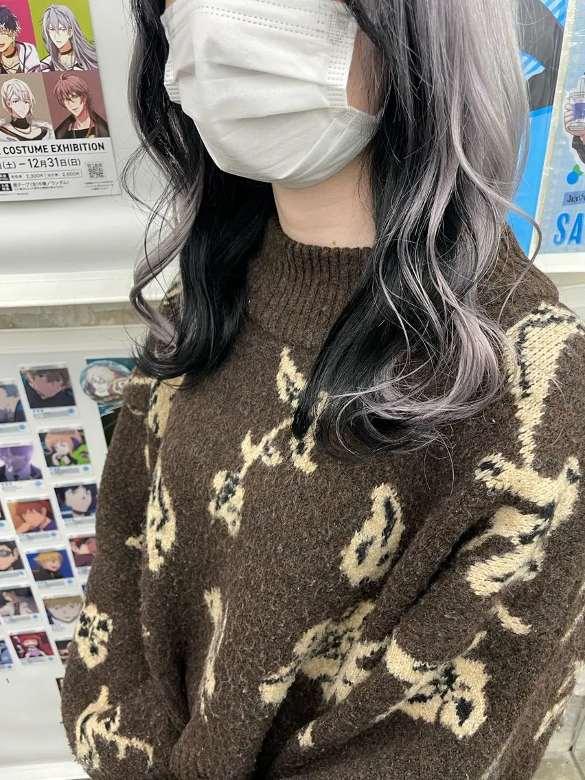 ロング カラー ヘアカラー トリートメント インナーカラー 推し ブリーチ 髪質改善のヘアスタイル