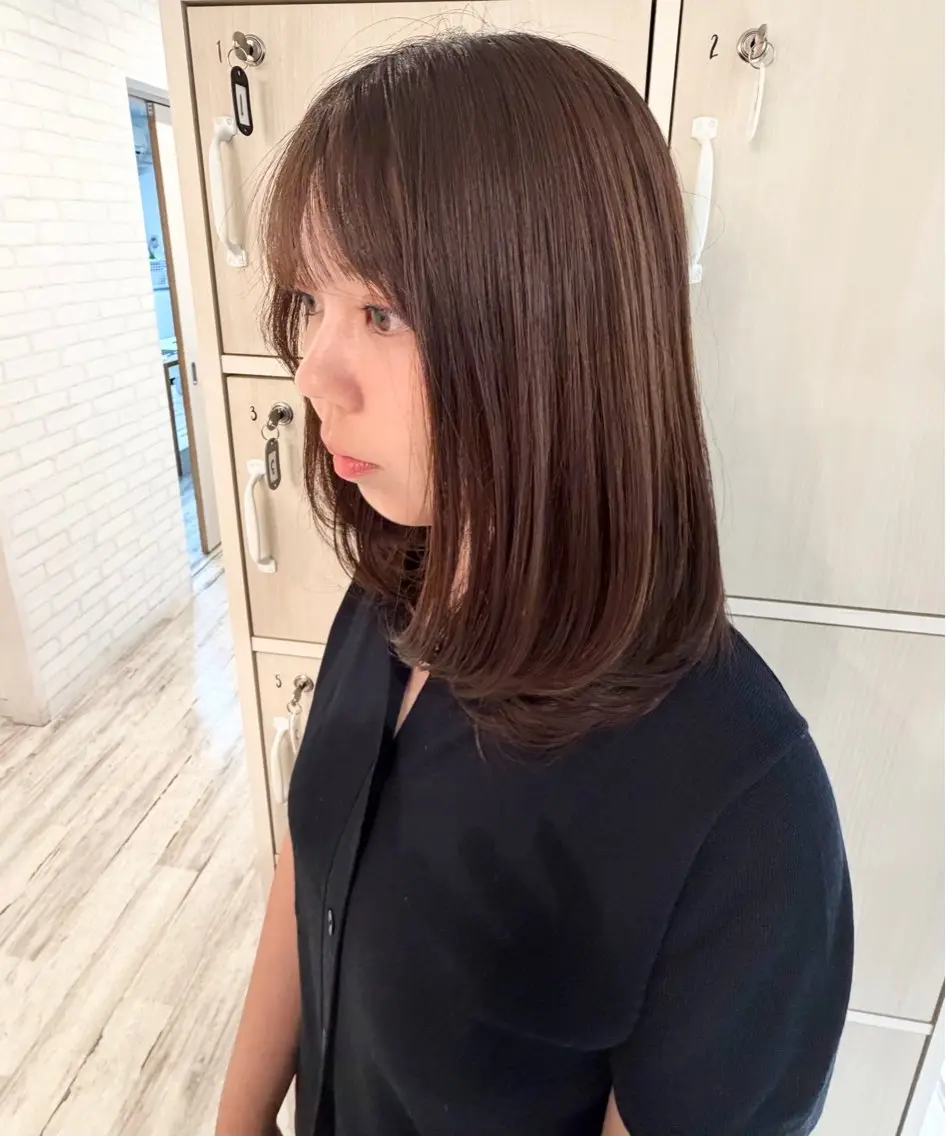 ミディアム ミディアムレイヤー レイヤーカット abilita HARUKAのヘアスタイル