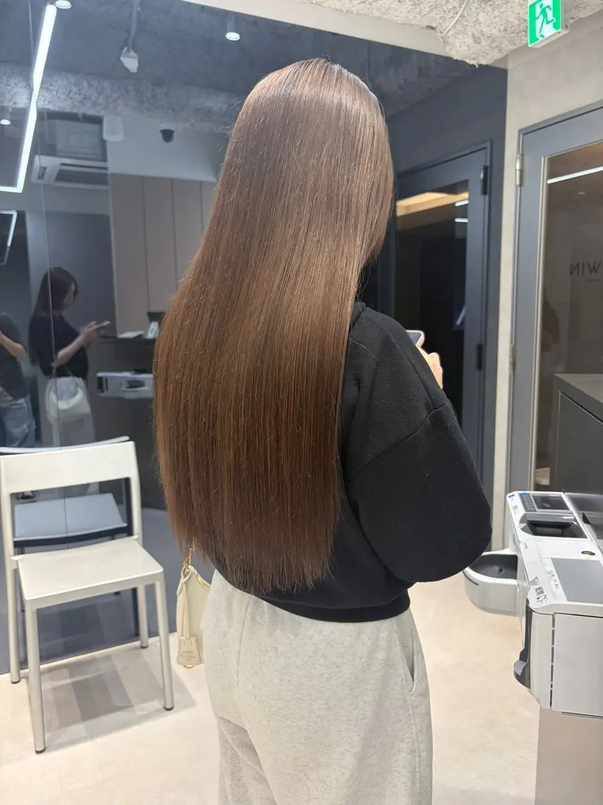 ロング ケアカラー ロング 美髪 × 髪質改善 / 白石 有紀のヘアスタイル