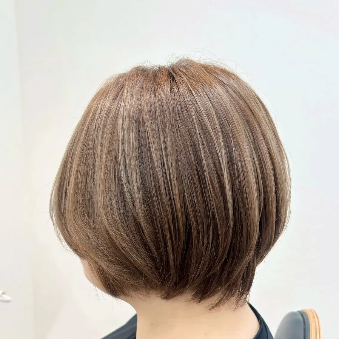 ショート カット ヘアカラー トリートメント ブリーチなしカラー/ レイヤーカット/うみのヘアスタイル