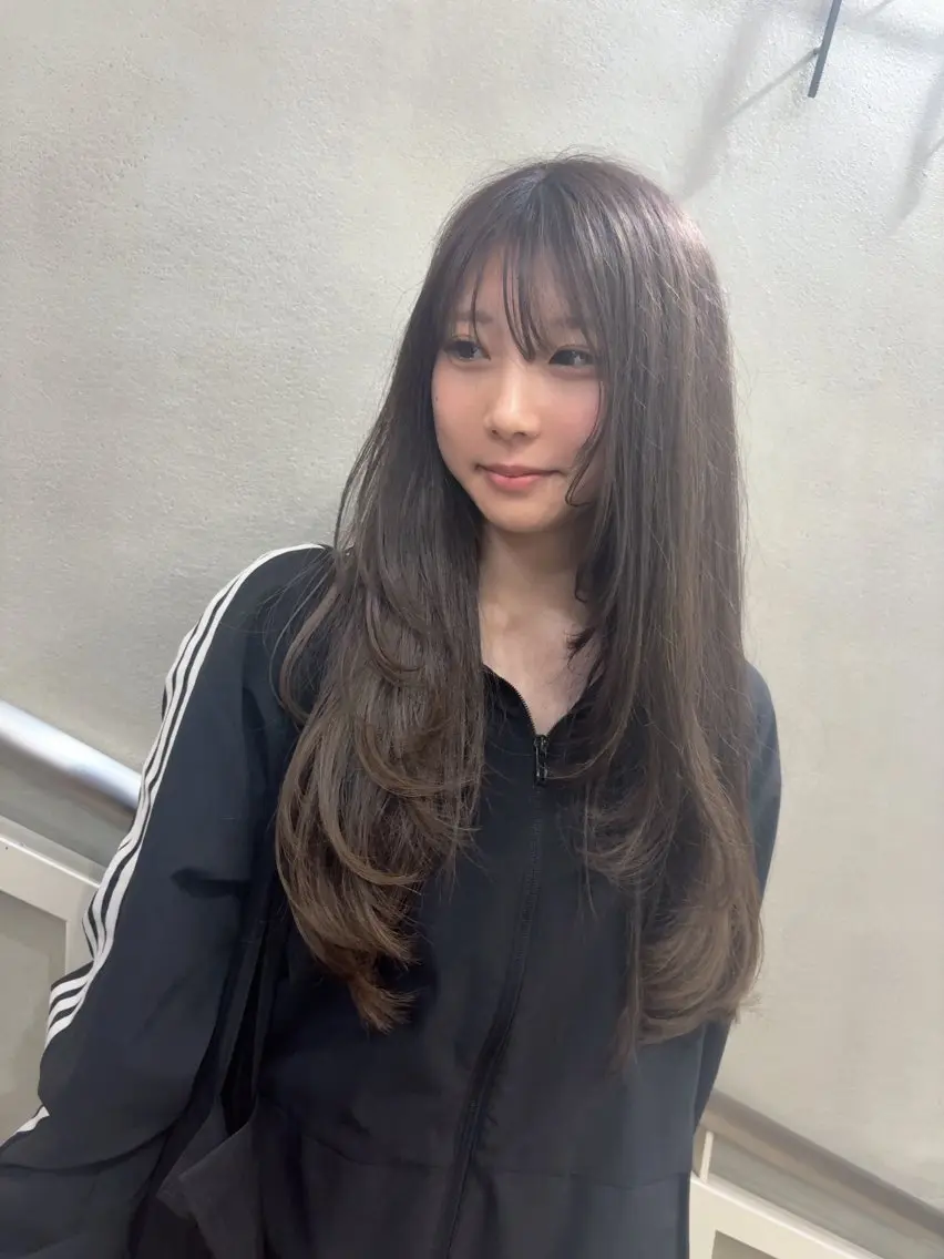 ロング カラー 顔まわりレイヤー 顔周りカット レイヤーカット カット ヘアカラー トリートメント ケイナ/ 髪質改善🍀のヘアスタイル