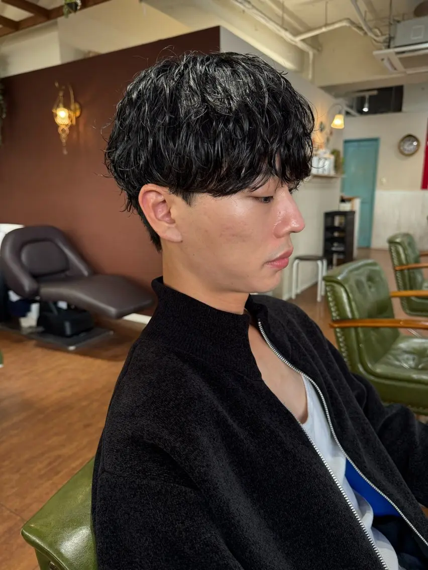 メンズ マッシュ 刈り上げ 岩崎 あやねのヘアスタイル
