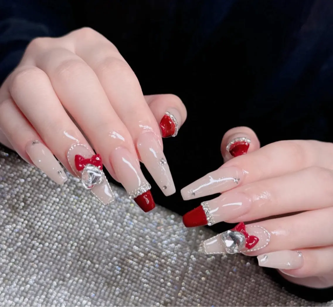 ネイル ジェルネイル 韓国ネイル マグネットネイル ネイルチップ 冬ネイル Lenie Nail Salonのネイルデザイン