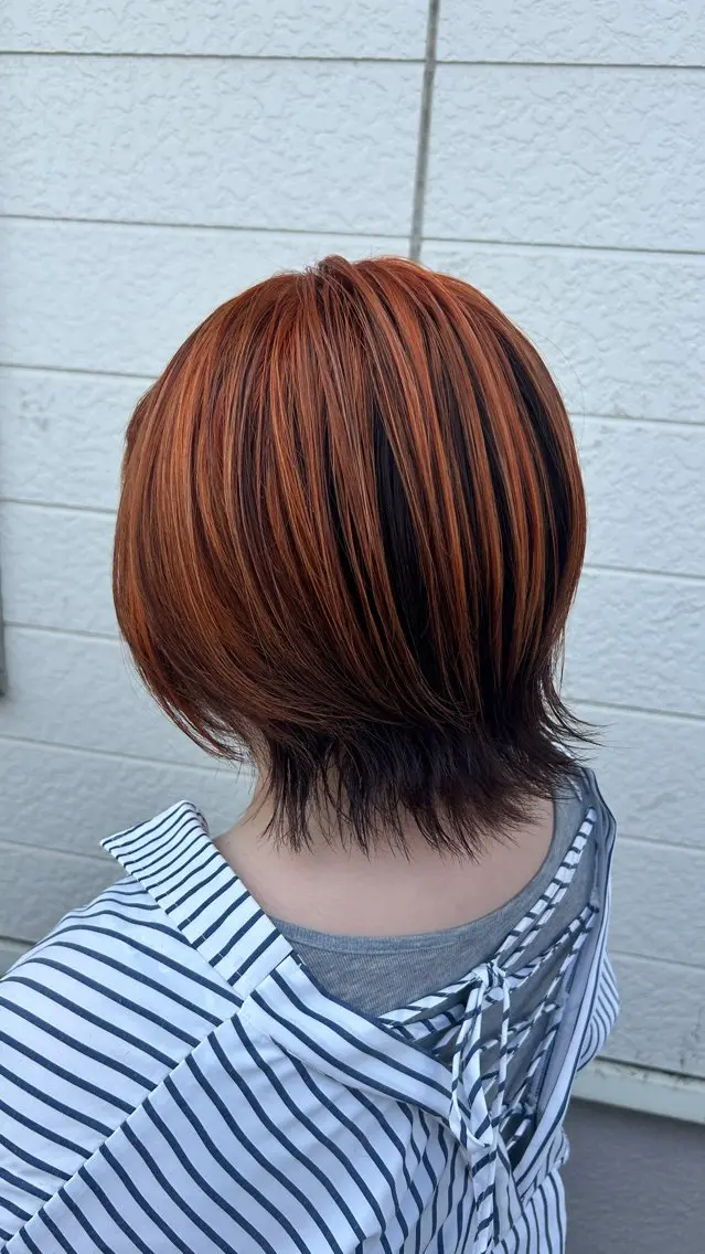 ミディアム カラー カット ヘアカラー パーマ 縮毛矯正 保科 椎奈のヘアスタイル