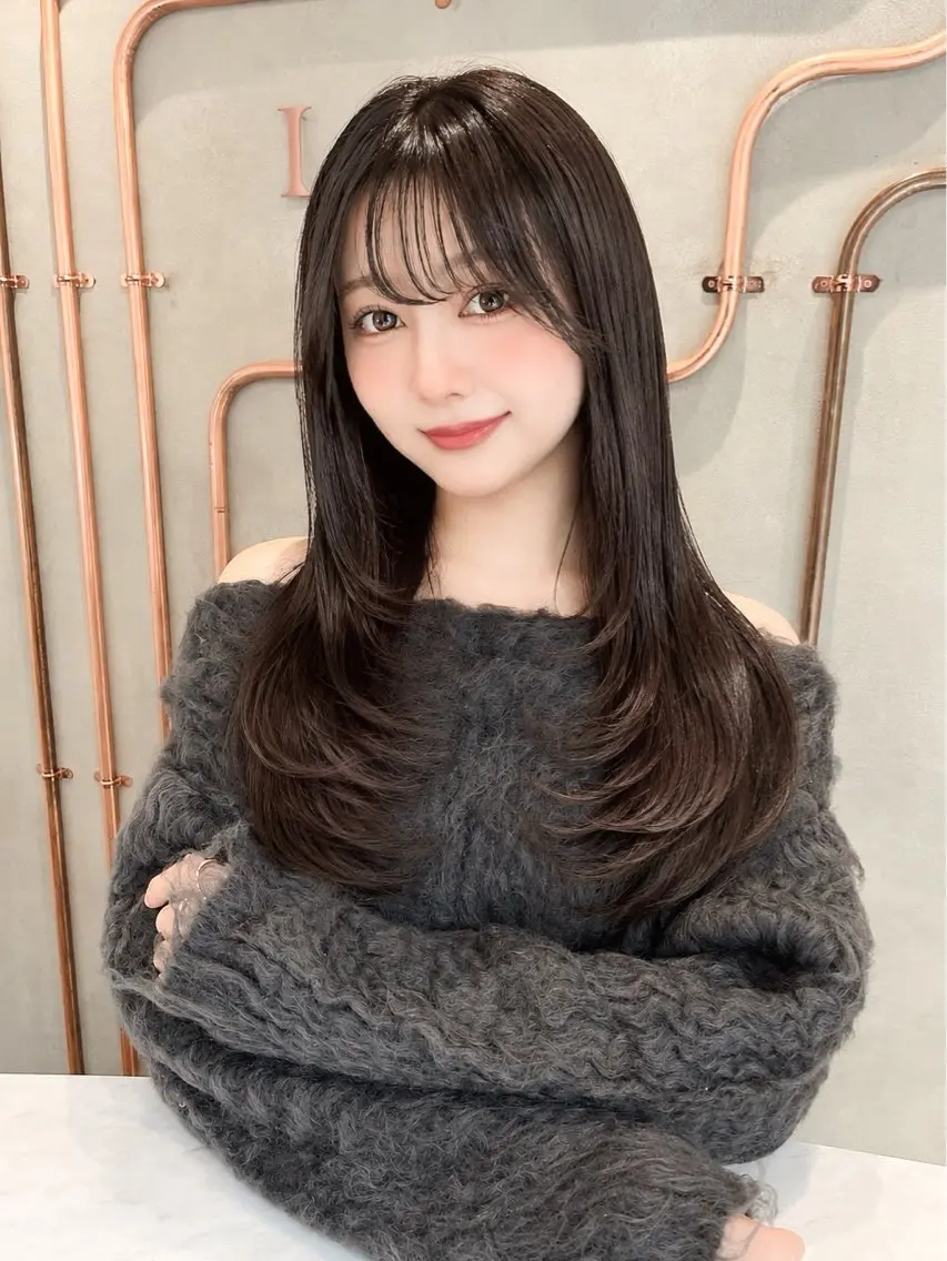 ロング カット ヘアカラー トリートメント 小久保美空/縮毛矯正 ミディアム/レイヤーのヘアスタイル