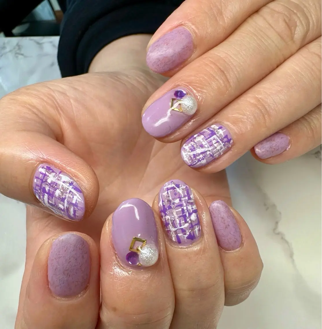 ネイル アニマル柄 チークネイル フレンチネイル キラキラネイル マグネットネイル Mai’s nailのネイルデザイン