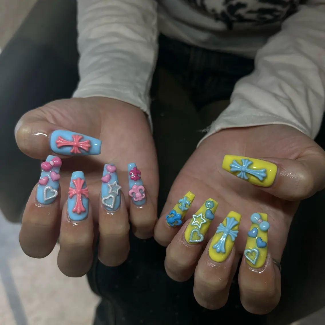 ネイル ハンドネイル IROHA nail Ami🐊🎀のネイルデザイン