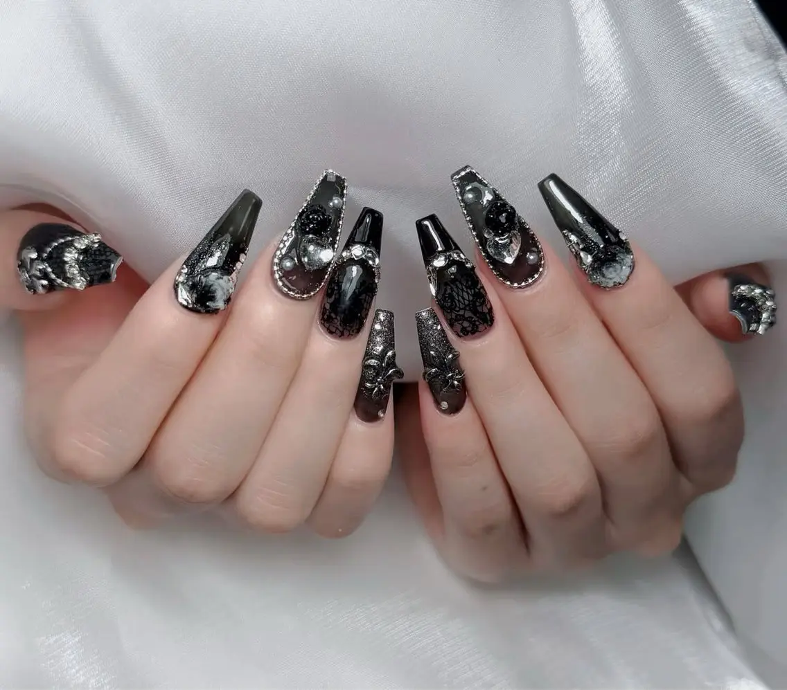 ネイル チークネイル 長さ出し フラッシュネイル フレンチネイル グラデーション ハンドネイル Lenie Nail Salonのネイルデザイン