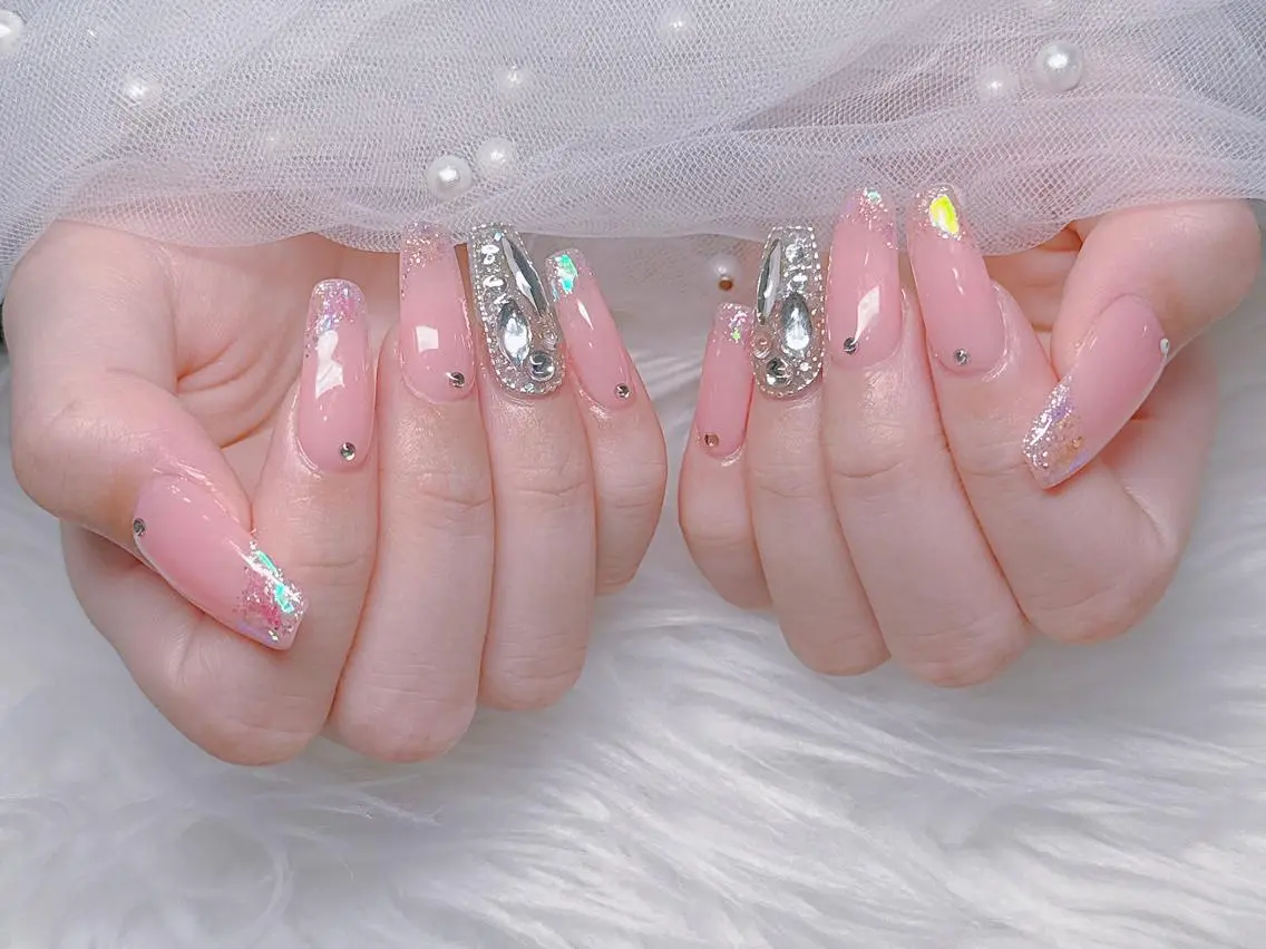 カラー ロング グラデーションカラー 韓国風ヘア ハンドネイル Bling Salonのネイルデザイン