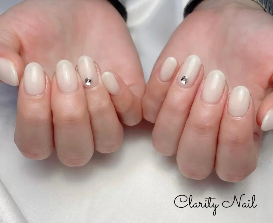 ネイル ワンカラーネイル ハンドネイル Clarity Nailのネイルデザイン