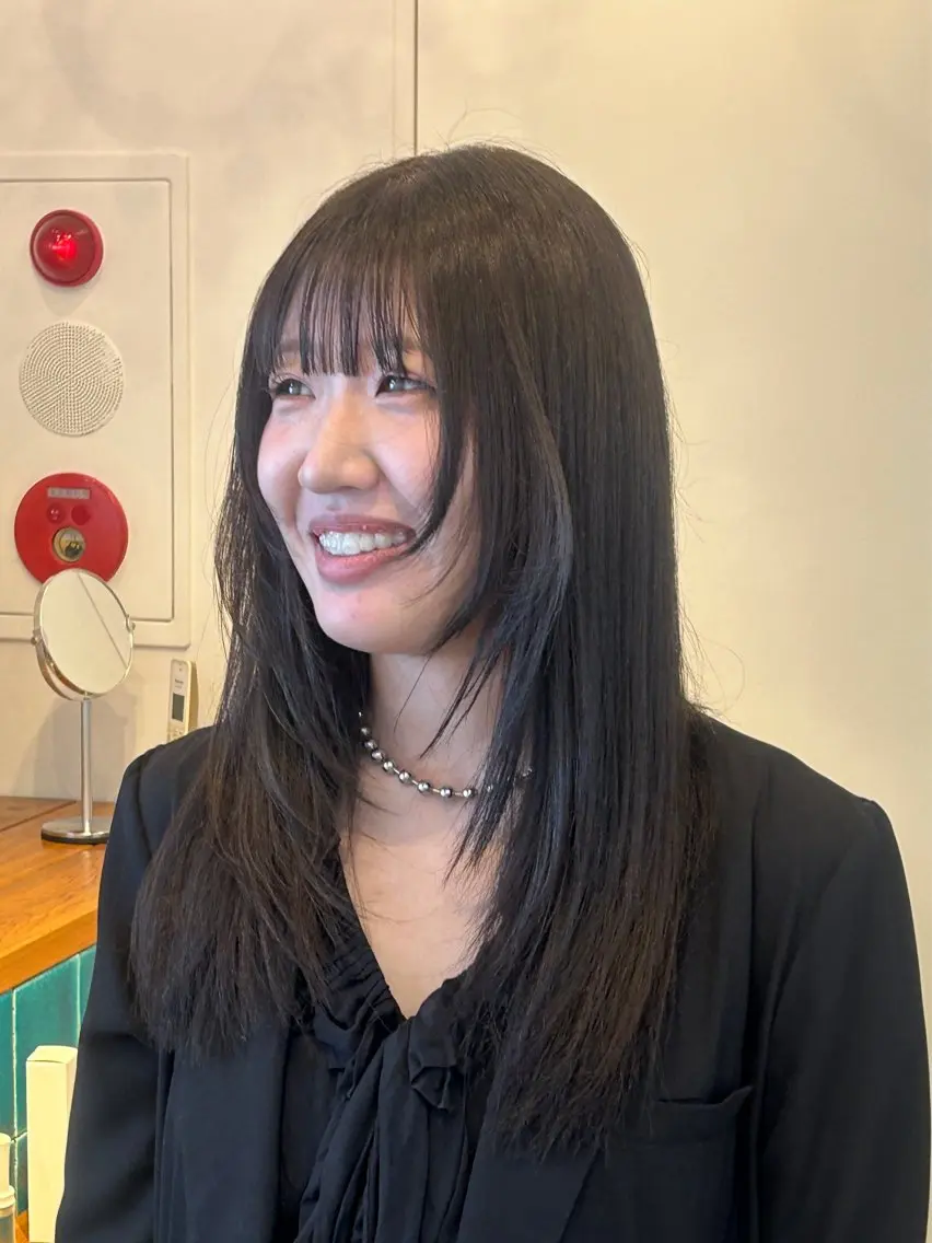 セミロング カラー カット ヘアカラー トリートメント ナチュラル大人っぽい スタイル　MAORIのヘアスタイル
