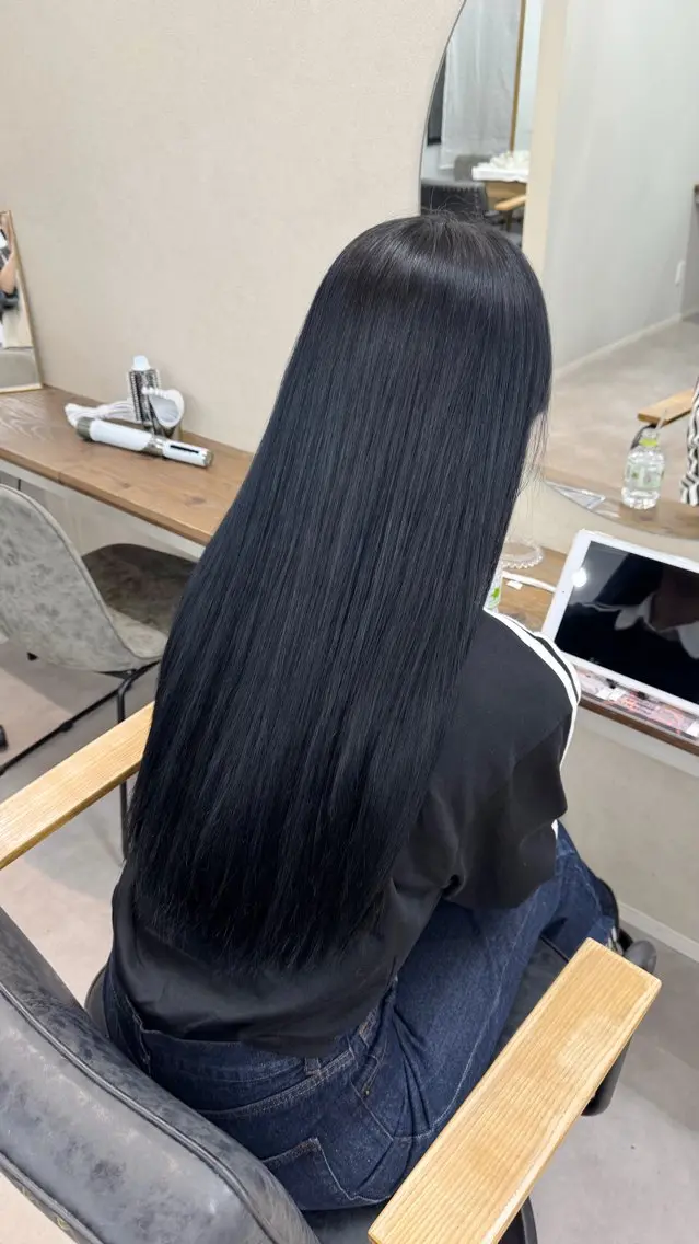 ロング shio ハイトーン 💗【福岡天神】のヘアスタイル
