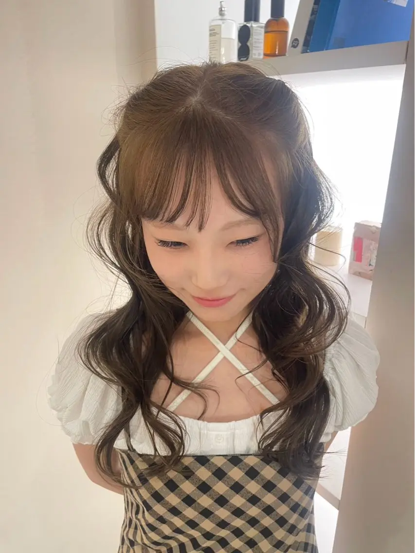 ロング カラー ヘアカラー SEE.カシワバラ リコのヘアスタイル