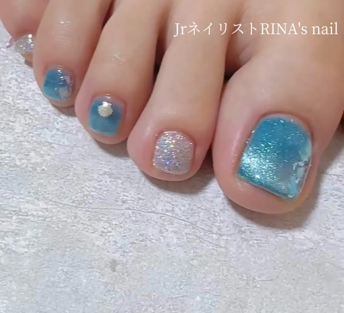 ネイル フラッシュネイル フットネイル 氷ネイル・うるうるネイル マグネットネイル ミラーネイル フットネイル C.Nail &Eyeのネイルデザイン