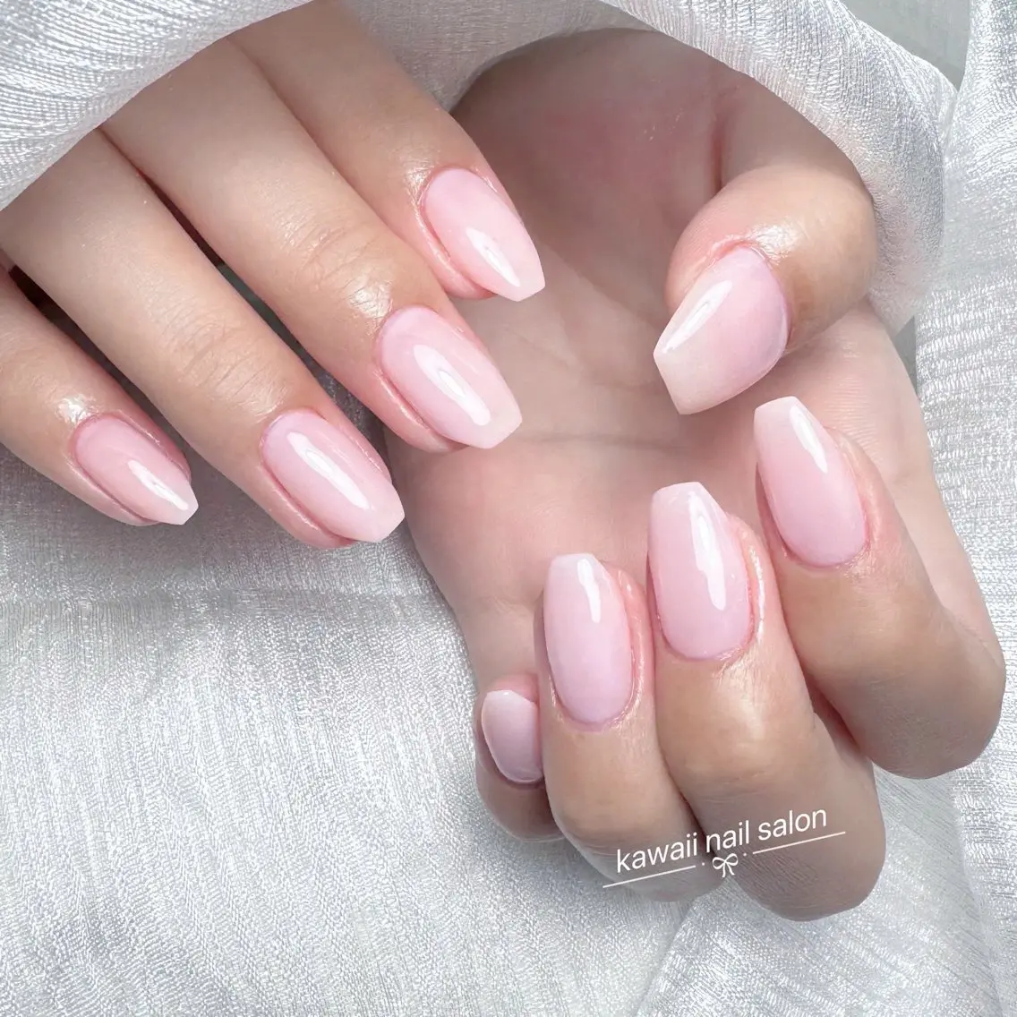 ネイル ドット フレンチネイル 韓国ネイル マグネットネイル オフィスネイル Kawaii Nail Salonのネイルデザイン