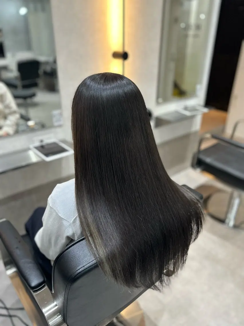 ロング 縮毛矯正 縮毛矯正 REM 新宿 / 布施 有希のヘアスタイル