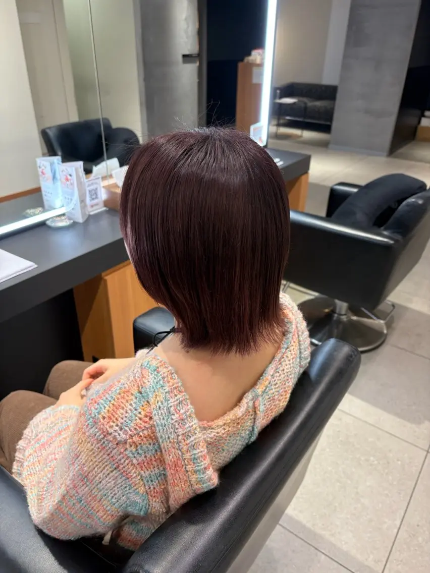 ミディアム ヘアカラー KOUYU（ému） 伏見/カラーモデルのヘアスタイル
