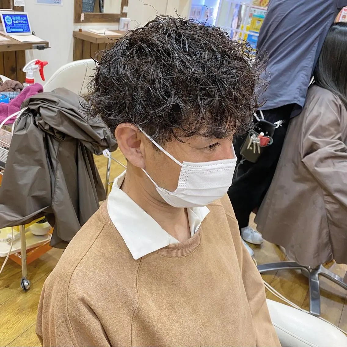 ショート カラー パーマ メンズ 原田 涼矢のヘアスタイル