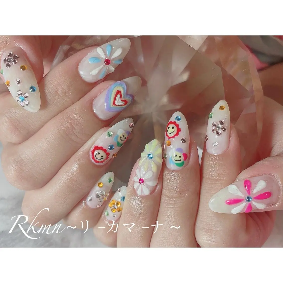 ネイル アートネイル フラワーネイル ハート ぷっくりネイル 春ネイル ハンドネイル フットネイル ハンドケア Rkmn ~リ-カマ-ナ~のネイルデザイン