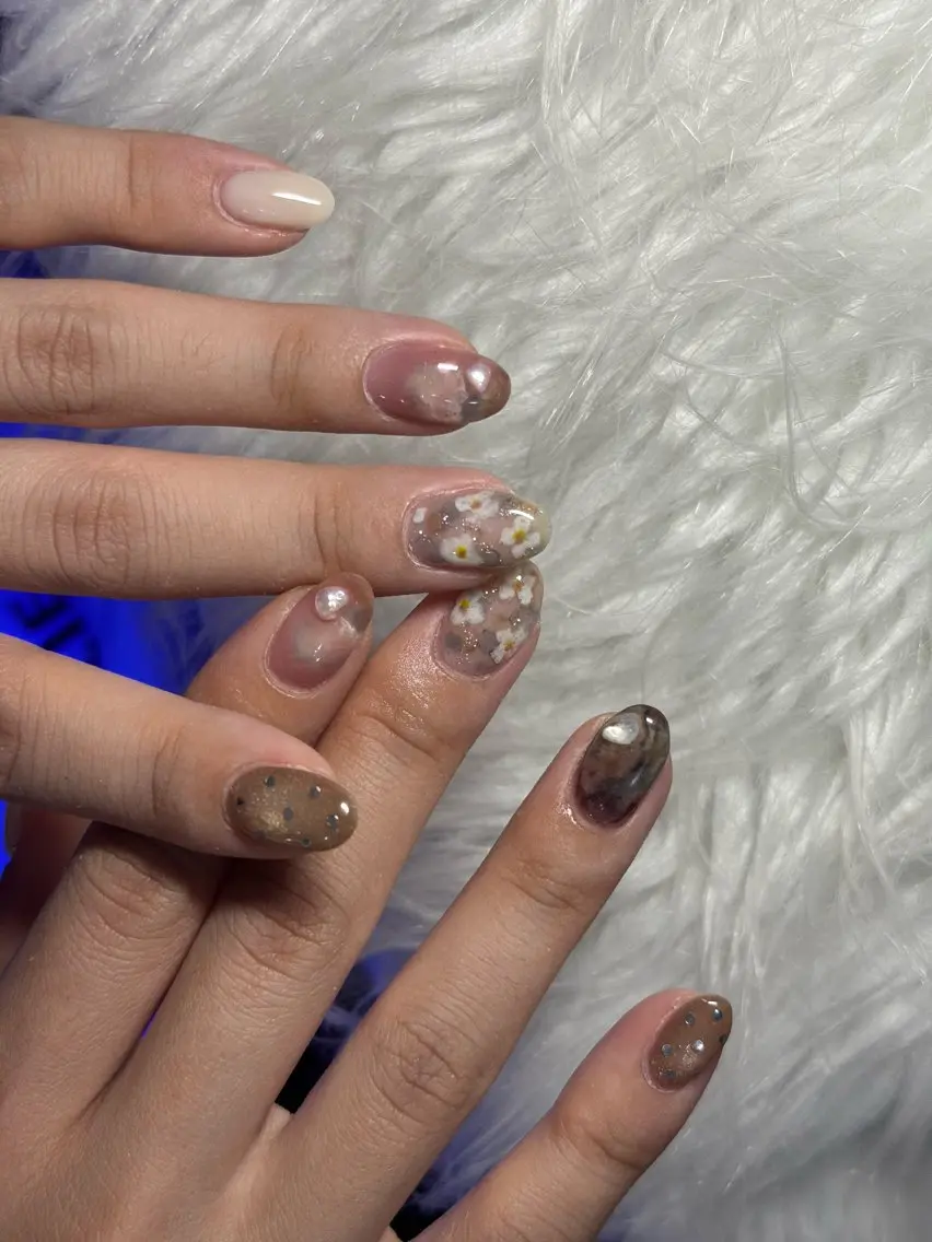 ネイル LAVISH nail salonのネイルデザイン