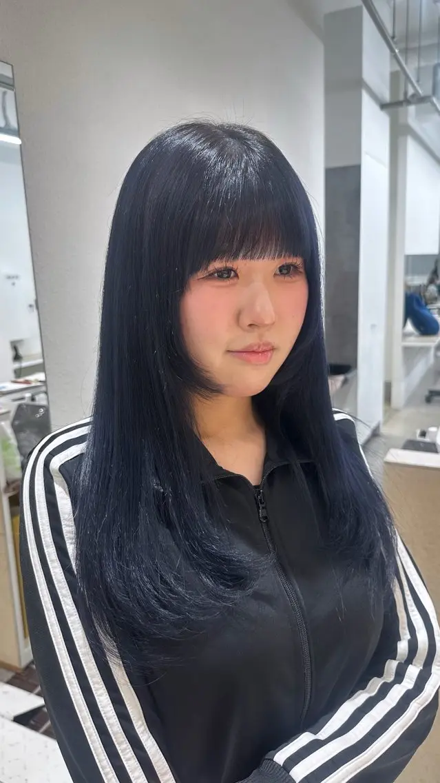 ロング カラー 黒髪 ブリーチ ブルーカラー ブルーブラック 透明感カラー ブリーチ/ハイトーン ⚗️HARUKAのヘアスタイル