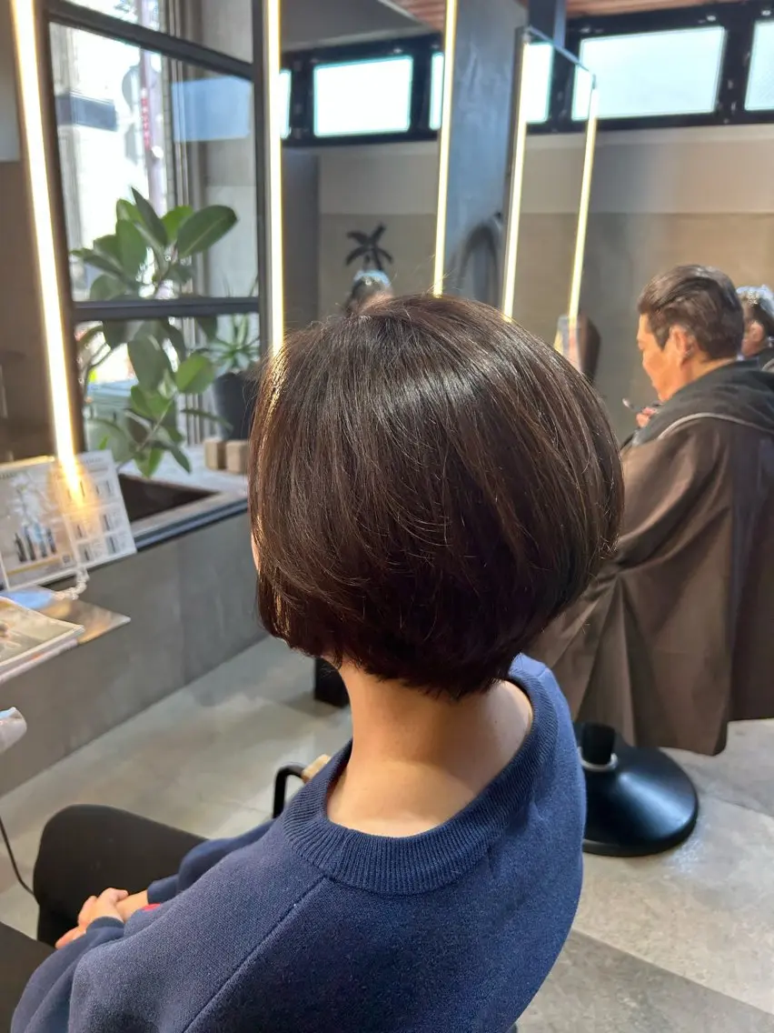 ショート カラー カット ヘアカラー 艶カラー/ベージュ/ ショート/安岡哲兵のヘアスタイル