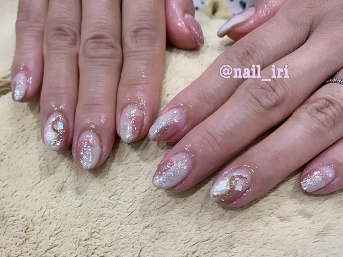 ネイル ハンドネイル 中川 愛理のネイルデザイン
