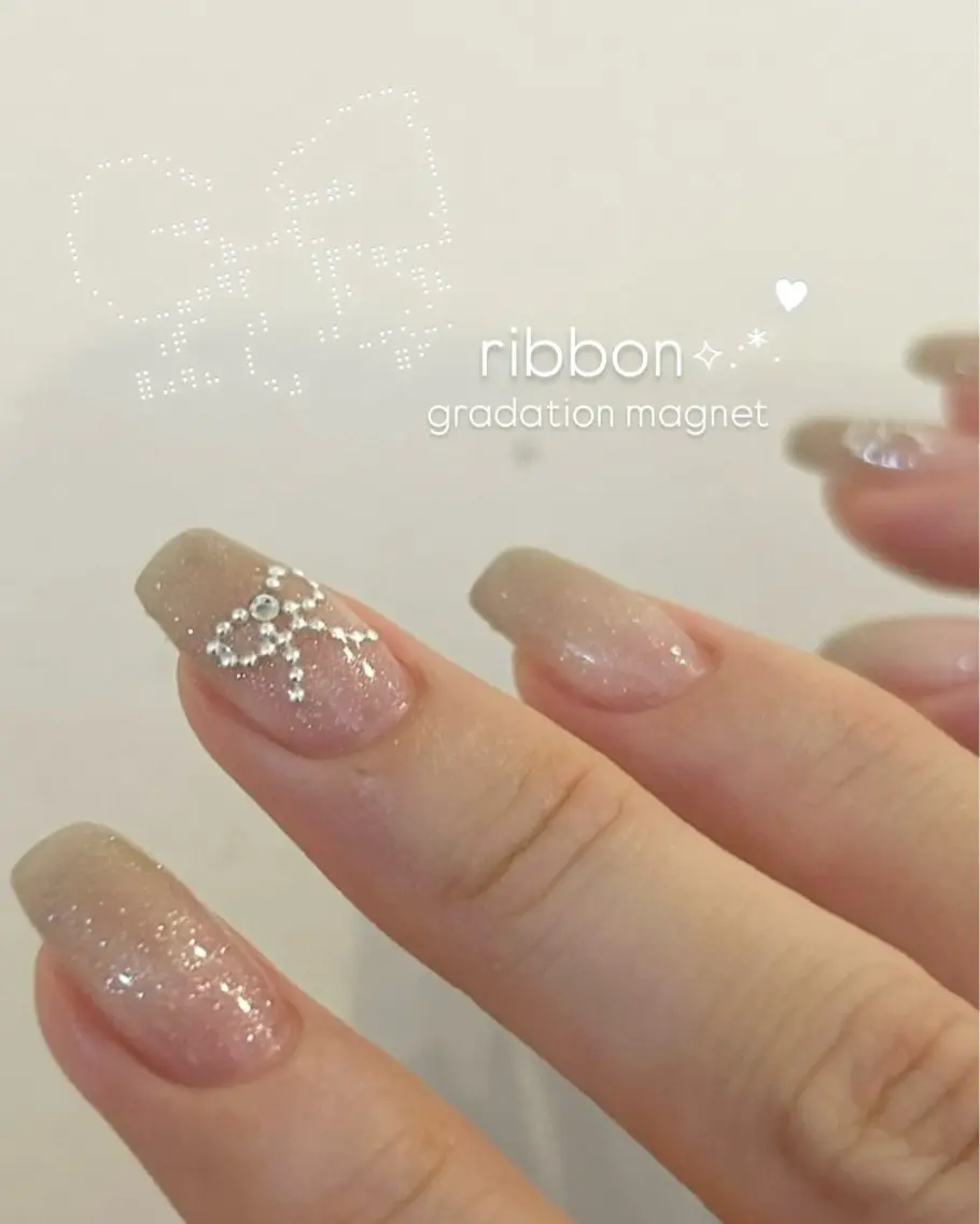 ネイル ハンドネイル EmaNail🎀 Haaruのネイルデザイン