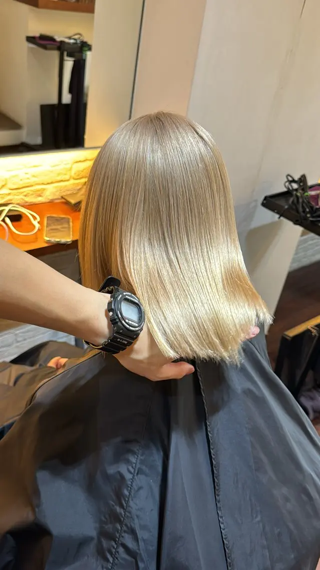 ショート カラー ベージュカラー ヘアカラー tet 店長 RIKITOのヘアスタイル