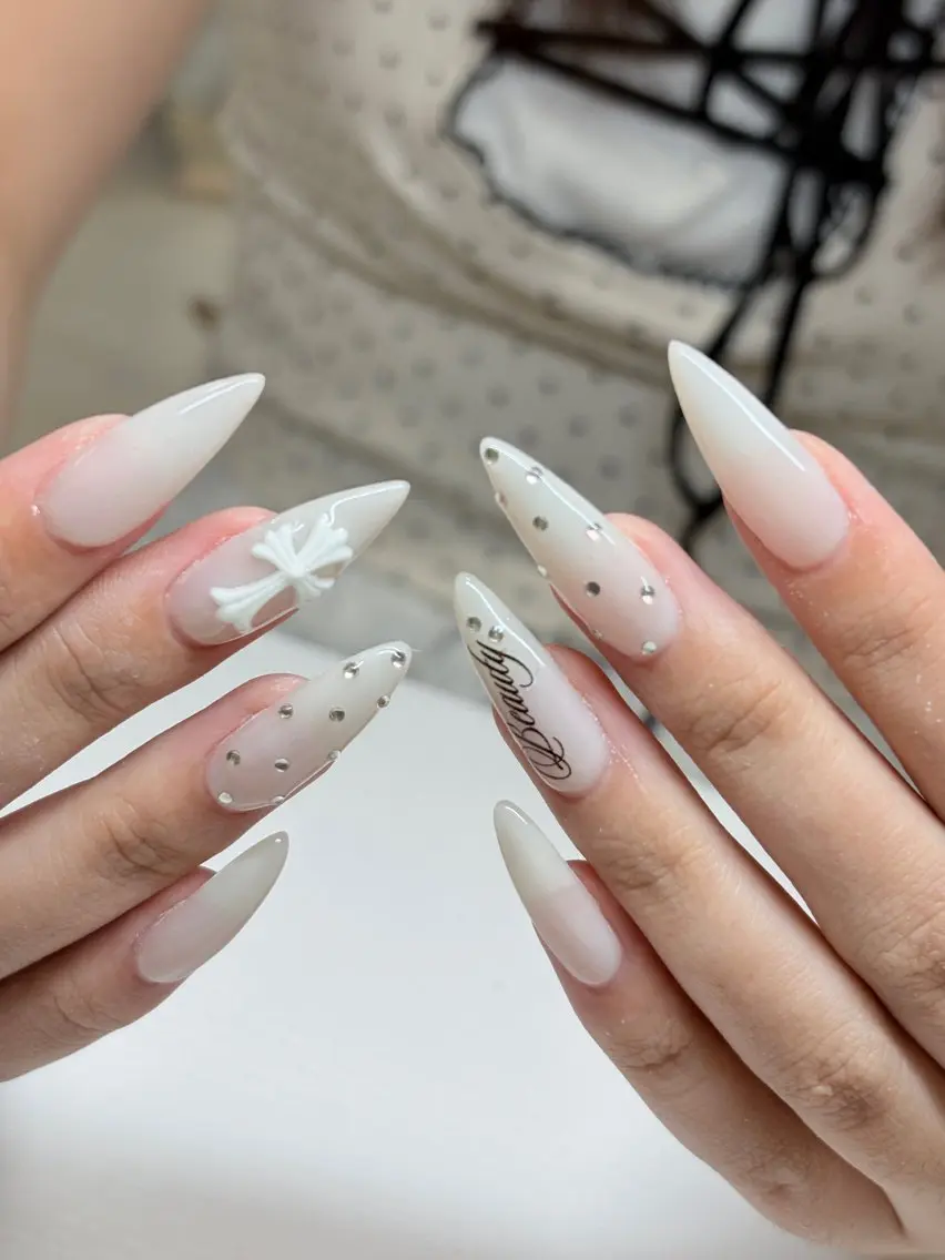 ネイル ハンドネイル SHION  のネイルデザイン