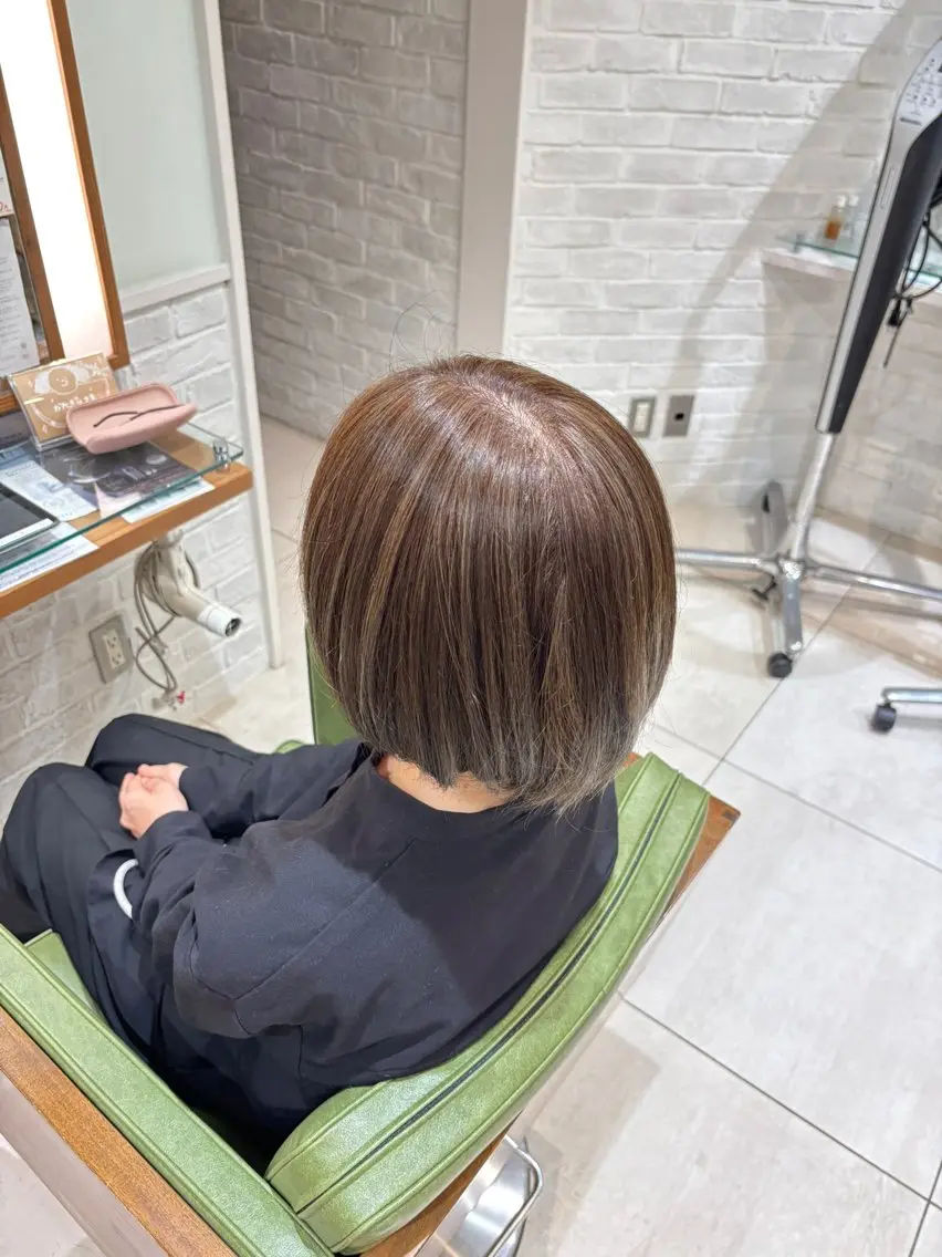 ミディアム ハイライト 小川 早喜のヘアスタイル