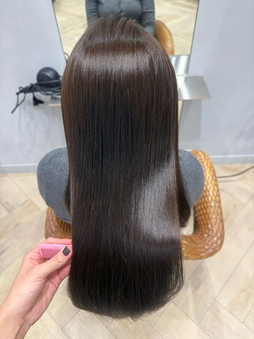 ロング カラー ヘアカラー ヒジオカ リナのヘアスタイル