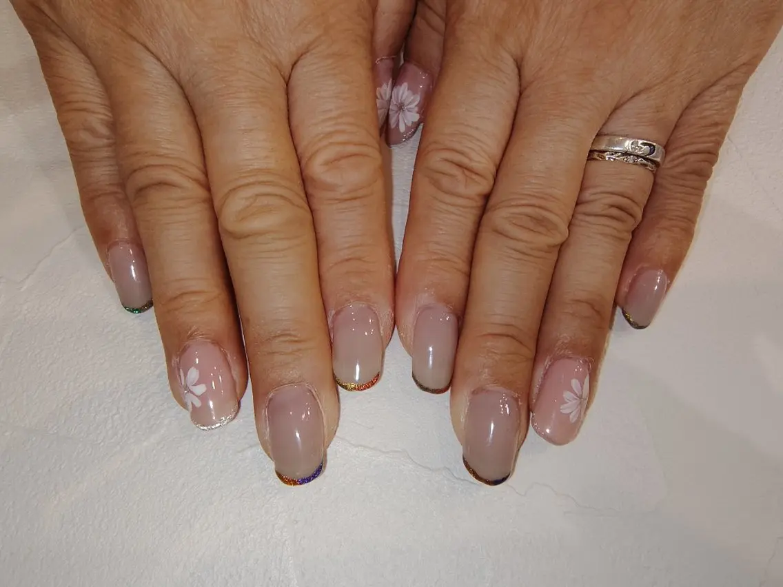 ネイル フラワーネイル こふくNail Sayoのネイルデザイン